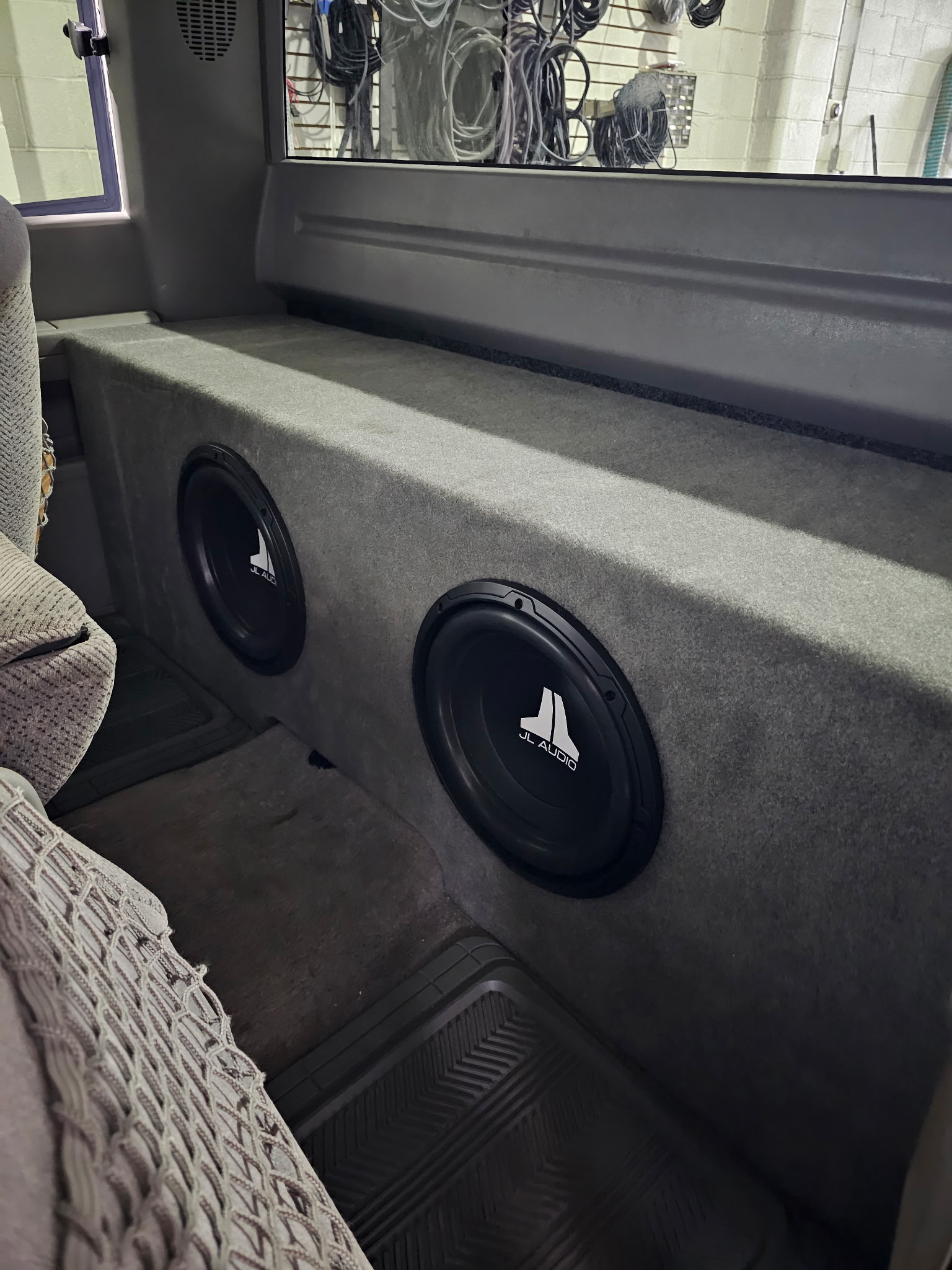 Custom Car Subwoofer Enclosure Peace Region