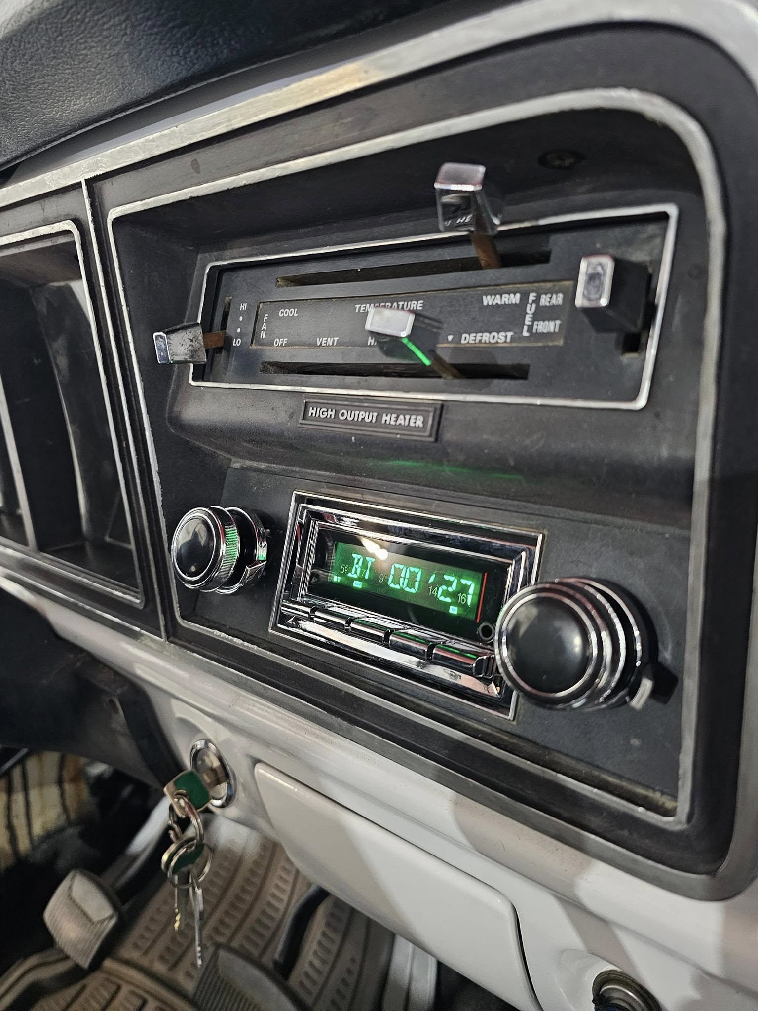 Ford F250 Custom Audio Build Peace Region